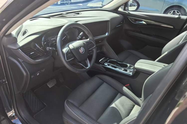 Used Buick Envision 2022 Facelift Encore S 552T Two-Wheel-Drive Luxury Model Left Front Seat