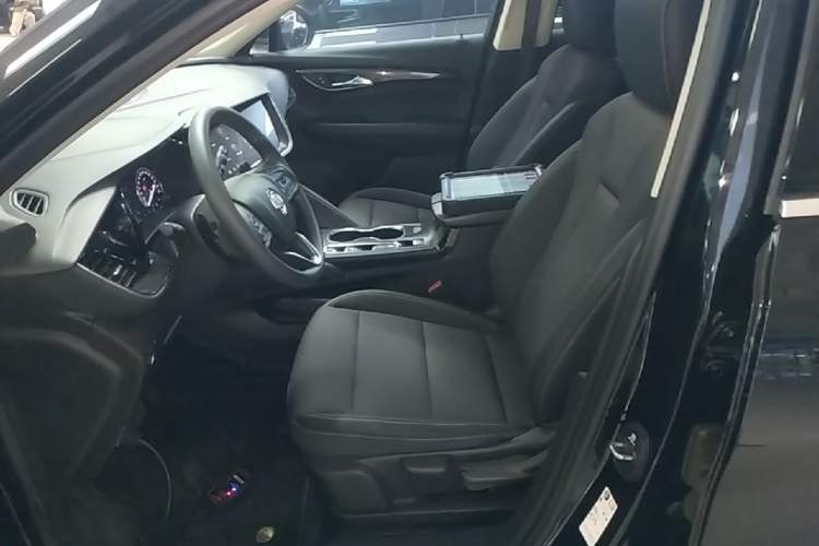 Used Buick Envision 2022 Encore S 652T Two-Wheel Drive Elite Model Left Front Seat