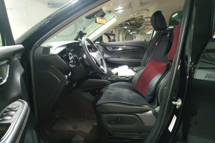 Used Buick Envision 2022 Encore Plus 552T Five-Seat Luxury Model Left Front Seat