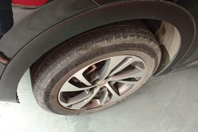 Used Buick Envision 2022 Encore S 652T Two-Wheel-Drive Luxury Model Left Front Wheel Hub
