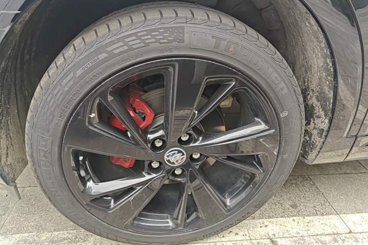 Used Buick Envision 2022 Facelift Encore S GS 4x4 Sport Edition Left Front Wheel Hub