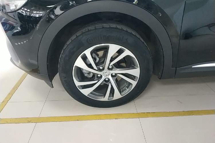 Used Buick Envision 2022 Encore S 652T Two-Wheel Drive Elite Model Left Front Wheel Hub