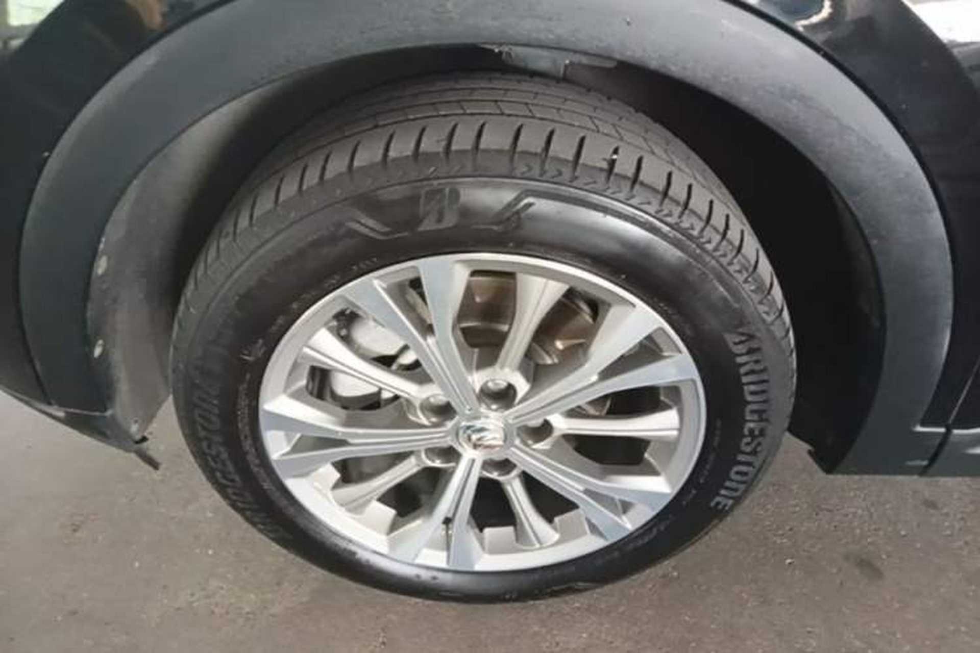 Used Buick Envision 2022 Encore Plus 652T Five-Seat Luxury Model Left Front Wheel Hub