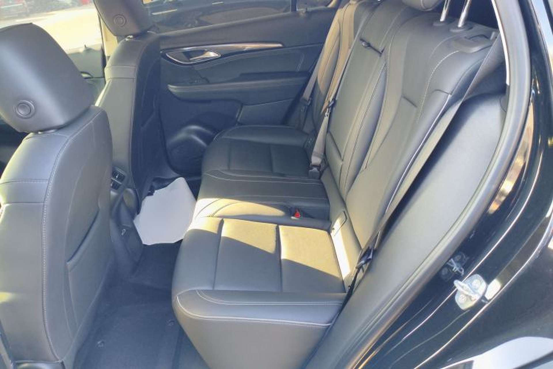 Used Buick Envision 2022 Encore Plus 652T Five-Seat Luxury Model Left Rear Seat