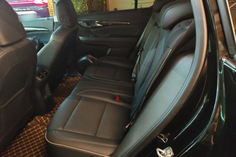 Used Buick Envision 2022 Encore Plus 652T Five-Seat All-Wheel-Drive Luxury Model Left Rear Seat