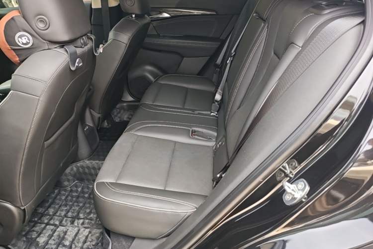 Used Buick Envision 2022 Encore S 552T Two-Wheel-Drive Luxury Model Left Rear Seat