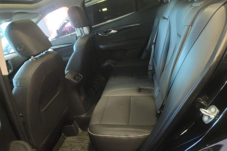 Used Buick Envision 2022 Facelift Encore S 552T Two-Wheel-Drive Luxury Model Left Rear Seat