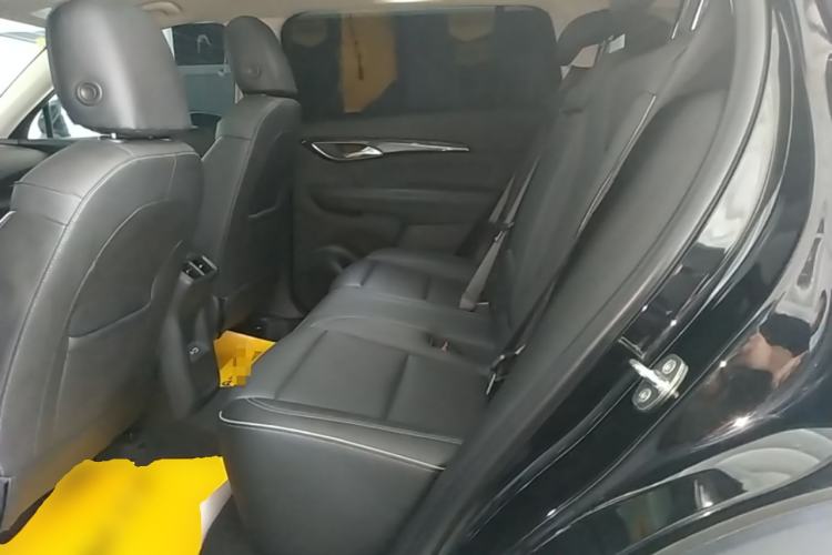 Used Buick Envision 2022 Encore Plus 552T Five-Seat Luxury Model Left Rear Seat
