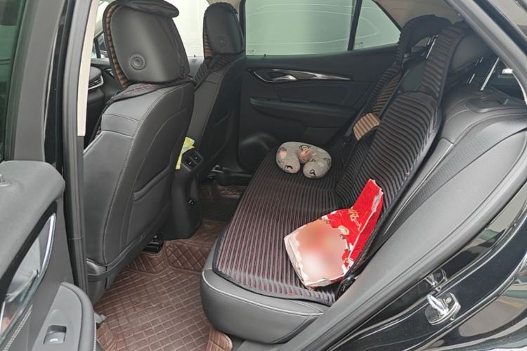 Used Buick Envision 2022 Encore S 652T Two-Wheel-Drive Luxury Model Left Rear Seat