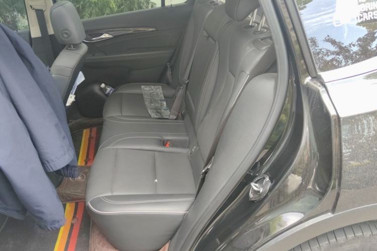 Used Buick Envision 2022 Encore Plus 652T Five-Seat Luxury Model Left Rear Seat