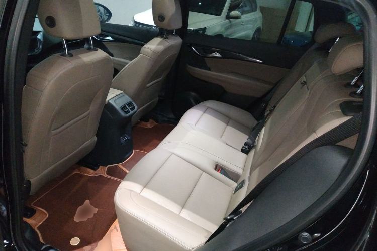 Used Buick Envision 2022 Encore Plus 652T Five-Seat Luxury Model Left Rear Seat