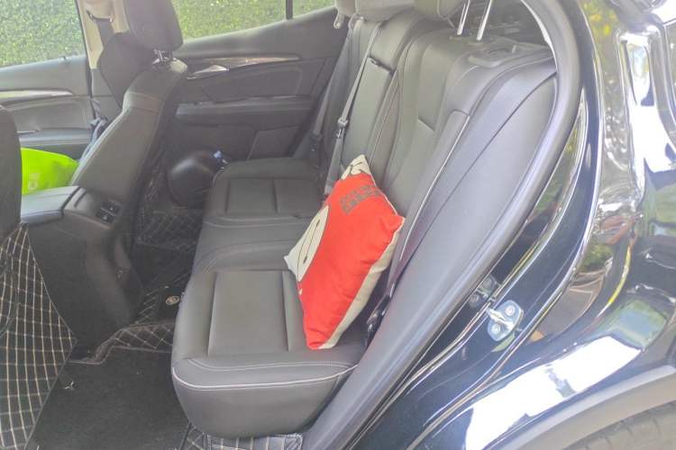 Used Buick Envision 2022 Facelift Encore S 552T Two-Wheel-Drive Luxury Model Left Rear Seat