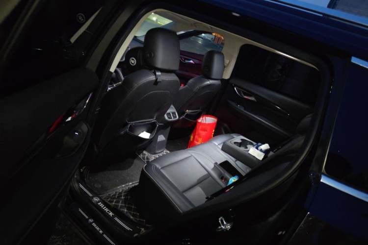 Used Buick Envision 2022 Encore Plus 652T Five-Seat Luxury Model Left Rear Seat