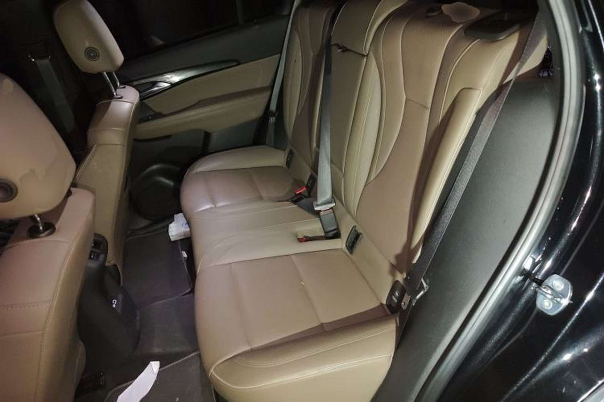 Used Buick Envision 2022 Encore Plus 652T Five-Seat Luxury Model Left Rear Seat