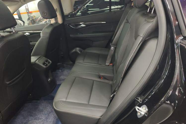 Used Buick Envision 2022 Encore Plus 652T Five-Seat Luxury Model Left Rear Seat
