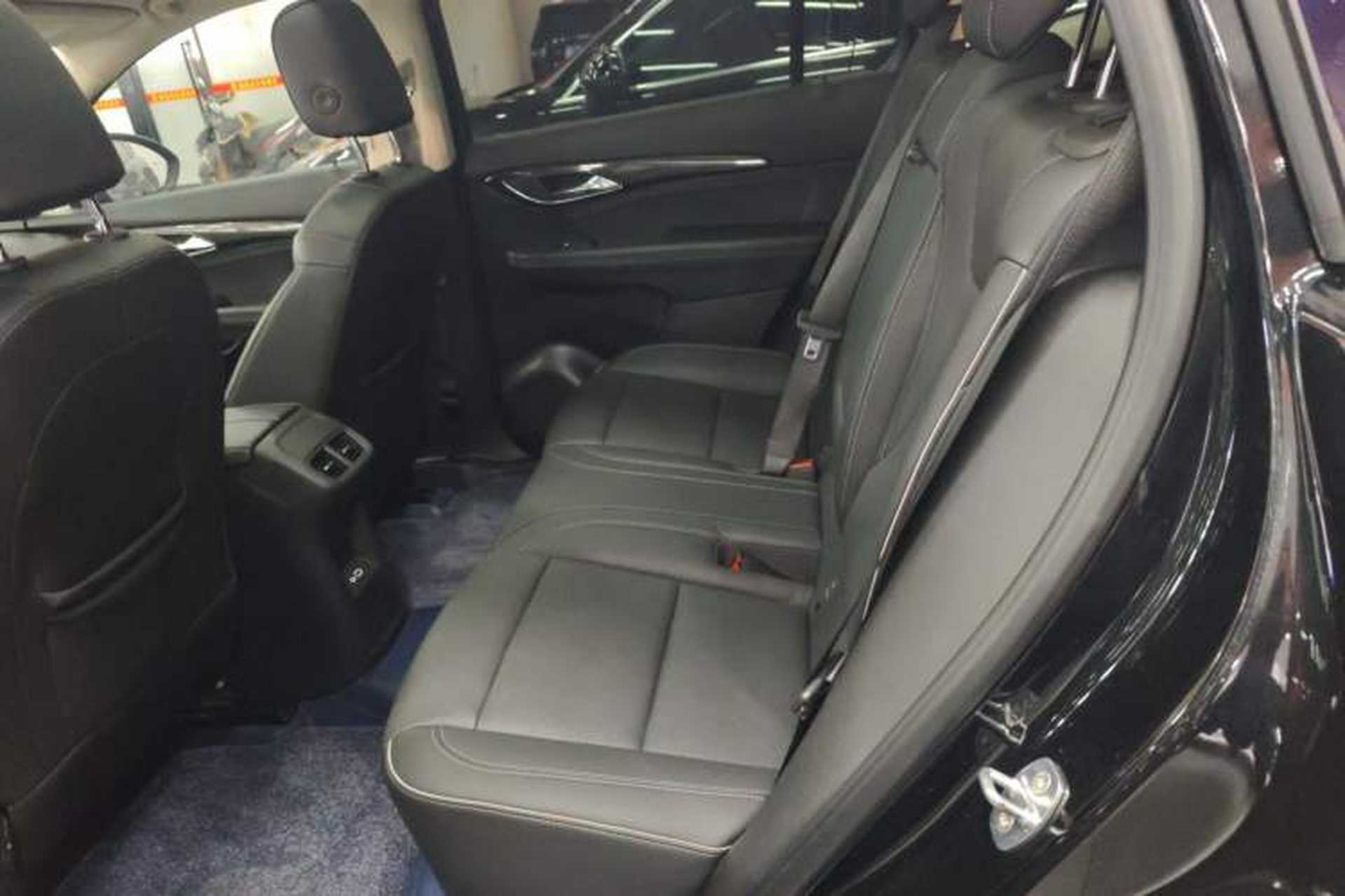 Used Buick Envision 2022 Encore Plus 652T Five-Seat Luxury Model Left Rear Seat