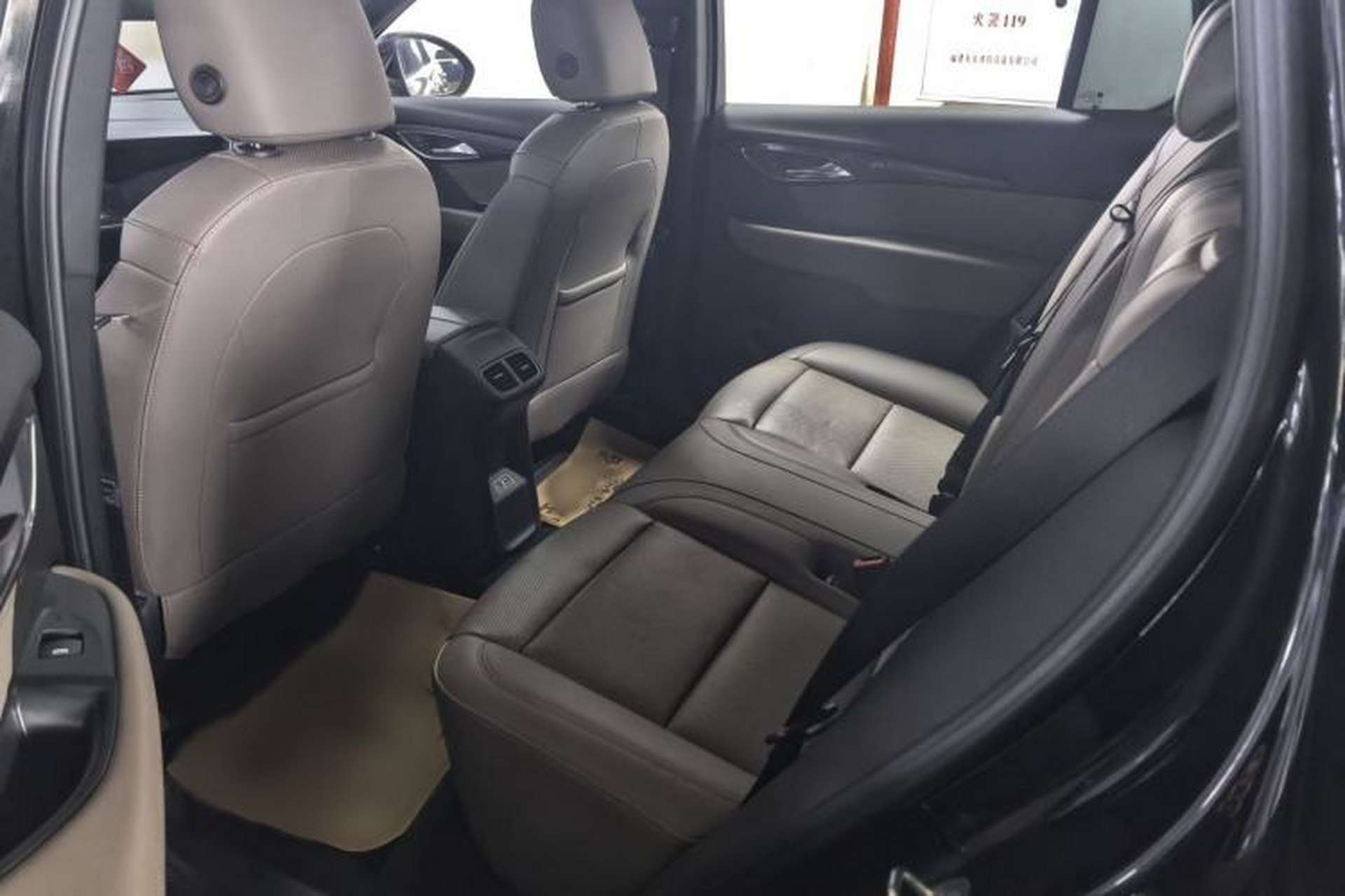 Used Buick Envision 2022 Encore Plus 652T Five-Seat Luxury Model Left Rear Seat