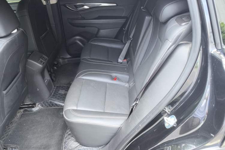 Used Buick Envision 2022 Encore Plus 652T Five-Seat Luxury Model Left Rear Seat