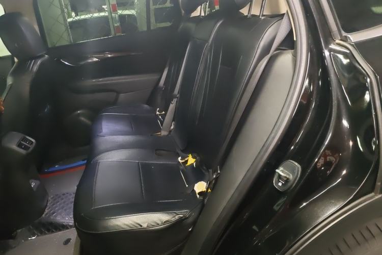 Used Buick Envision 2022 Encore Plus 652T Five-Seat Luxury Model Left Rear Seat
