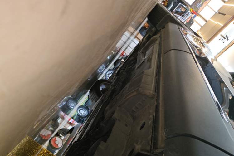 Used Buick Envision 2022 Encore Plus 652T Five-Seat All-Wheel-Drive Luxury Model Left Side Sill