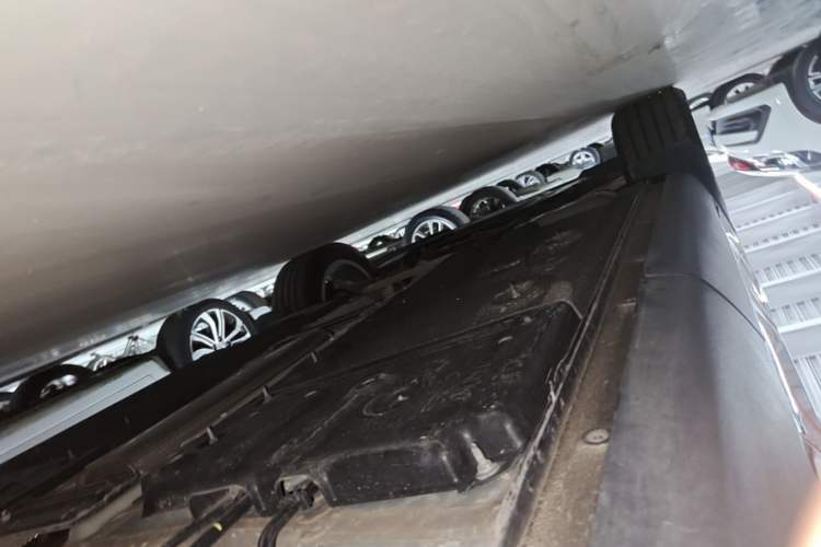 Used Buick Envision 2022 Facelift Encore S 552T Two-Wheel Drive Elite Model Left Side Sill
