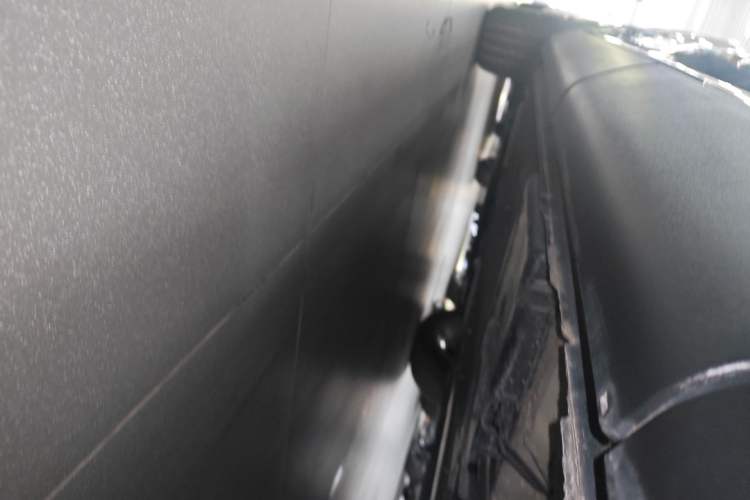 Used Buick Envision 2022 Facelift Encore S 652T Two-Wheel-Drive Luxury Model Left Side Sill