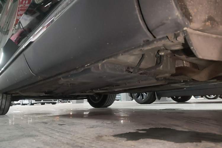 Used Buick Envision 2022 Facelift Encore S 652T Two-Wheel-Drive Luxury Model Left Side Sill