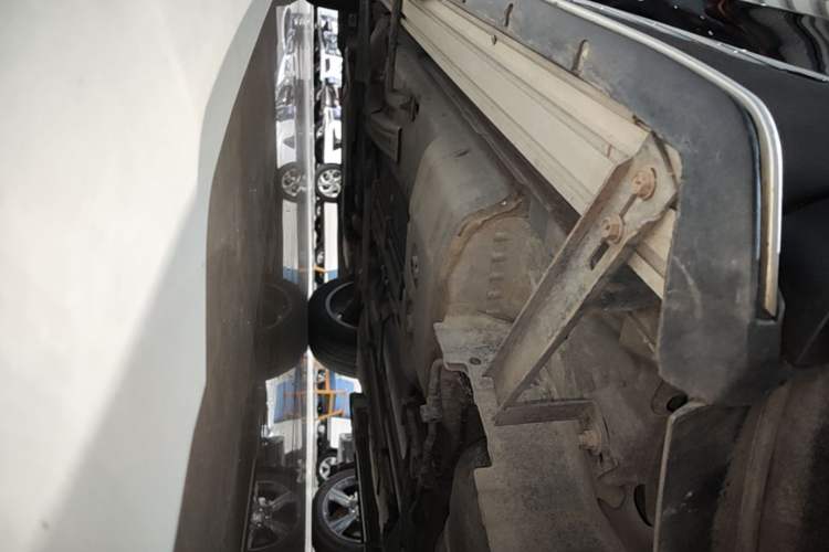 Used Buick Envision 2022 Encore Plus 652T Five-Seat Luxury Model Left Side Sill