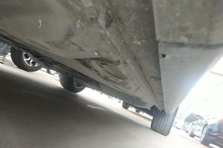 Used Buick Envision 2022 Encore Plus 652T Five-Seat Luxury Model Left Side Sill
