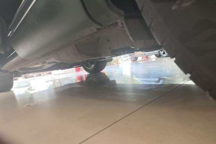 Used Buick Envision 2022 Encore Plus 652T Five-Seat Luxury Model Left Side Sill