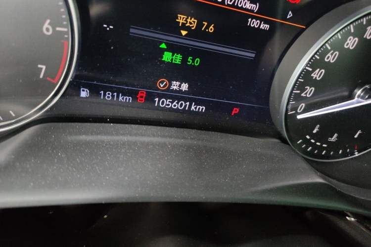 Used Buick Envision 2022 Encore Plus 652T Five-Seat Luxury Model Odometer Close Up