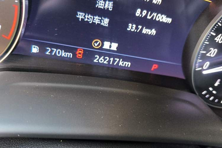 Used Buick Envision 2022 Facelift Encore S 552T Two-Wheel-Drive Luxury Model Odometer Close Up