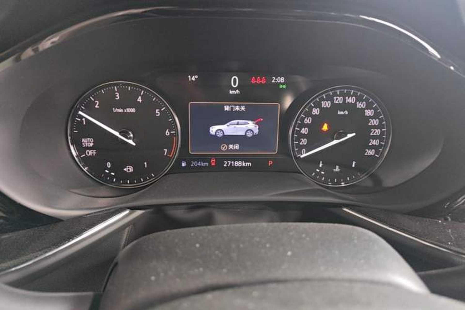 Used Buick Envision 2022 Encore Plus 652T Five-Seat Luxury Model Odometer Close Up