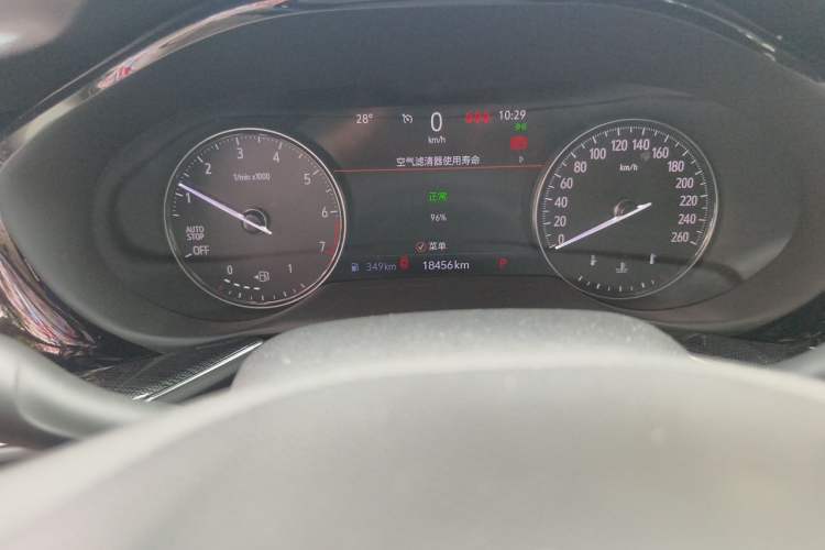 Used Buick Envision 2022 Encore Plus 652T Five-Seat Luxury Model Odometer Close Up