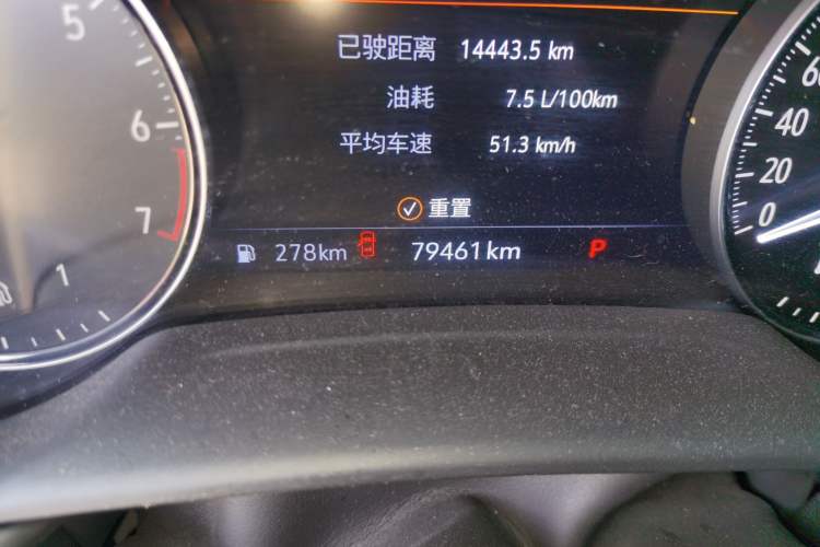Used Buick Envision 2022 Encore Plus 652T Five-Seat Luxury Model Odometer Close Up