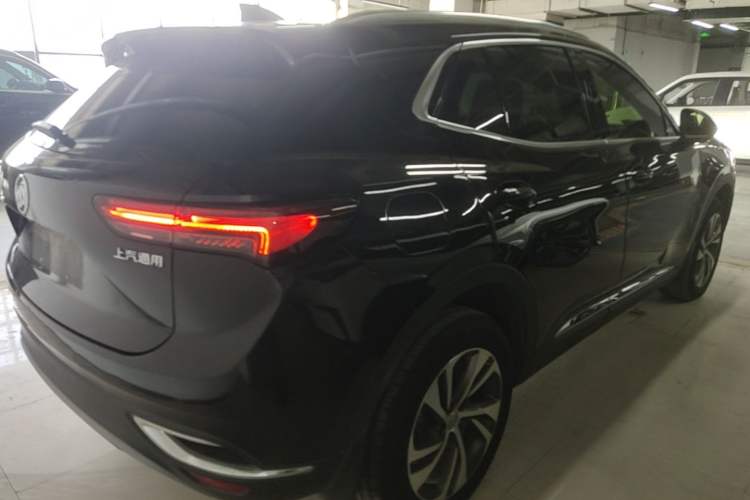 Used Buick Envision 2022 Facelift Encore S 552T Two-Wheel-Drive Luxury Model Rear Right 45 Deg