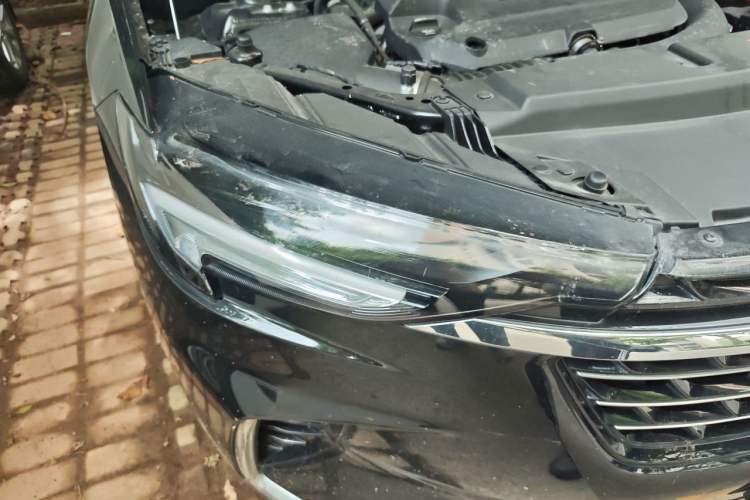 Used Buick Envision 2022 Encore Plus 652T Five-Seat Luxury Model Right Front Headlight