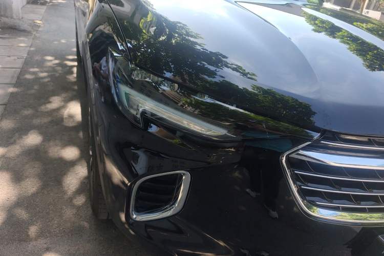 Used Buick Envision 2022 Facelift Encore S 552T Two-Wheel-Drive Luxury Model Right Front Headlight