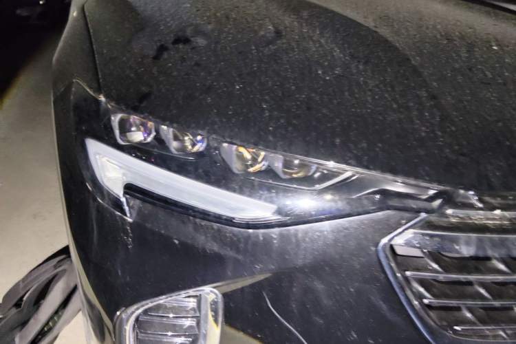Used Buick Envision 2022 Encore S 552T Two-Wheel-Drive Luxury Model Right Front Headlight