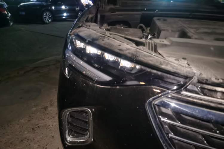 Used Buick Envision 2022 Facelift Encore S 552T Two-Wheel-Drive Luxury Model Right Front Headlight