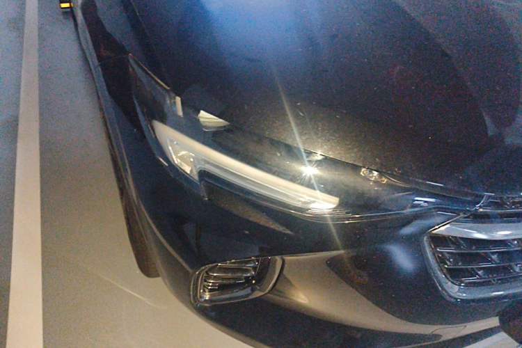 Used Buick Envision 2022 Encore S GS Two-Wheel Drive Smart & Sporty Model Right Front Headlight