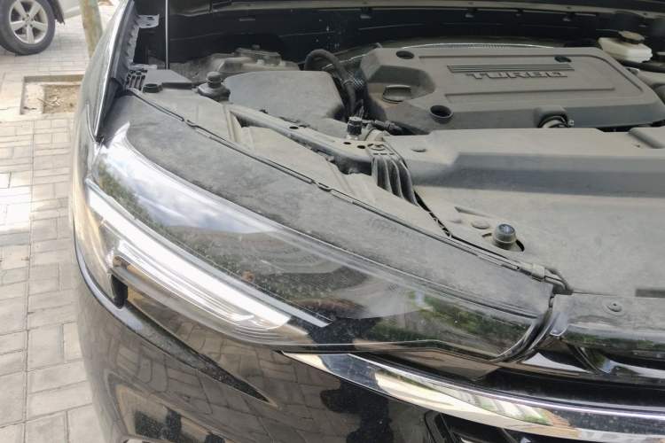 Used Buick Envision 2022 Encore Plus 652T Five-Seat Luxury Model Right Front Headlight