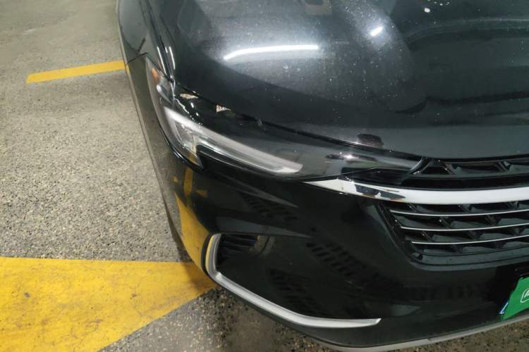 Used Buick Envision 2022 Encore Plus 552T Five-Seat Luxury Model Right Front Headlight