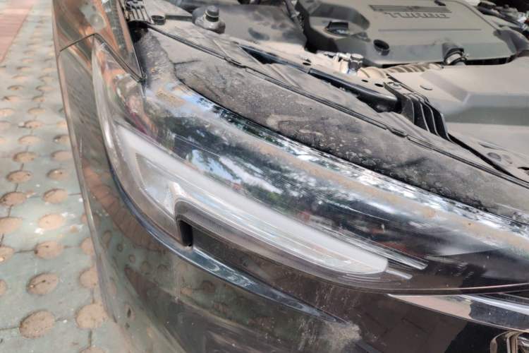 Used Buick Envision 2022 Encore Plus 652T Five-Seat All-Wheel-Drive Luxury Model Right Front Headlight