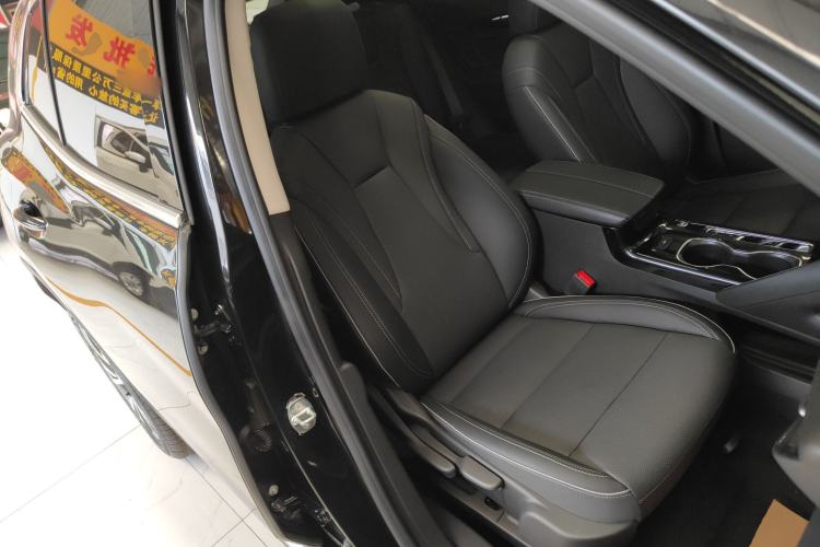 Used Buick Envision 2022 Facelift Encore S 552T Two-Wheel-Drive Luxury Model Right Front Seat