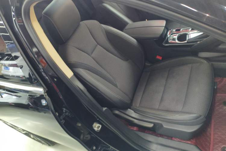 Used Buick Envision 2022 Encore S 652T Two-Wheel Drive Elite Model Right Front Seat
