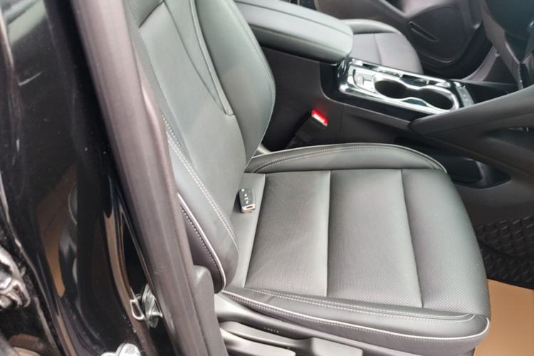 Used Buick Envision 2022 Facelift Encore Plus 552T Five-Seat Luxury Model Right Front Seat