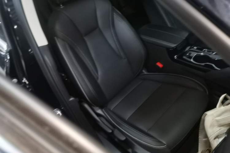 Used Buick Envision 2022 Facelift Encore S 552T Two-Wheel-Drive Luxury Model Right Front Seat