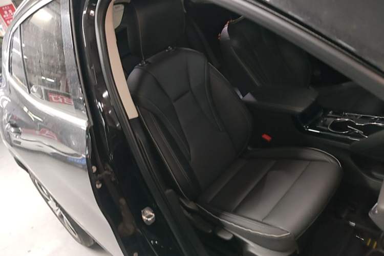 Used Buick Envision 2022 Facelift Encore S 652T Two-Wheel-Drive Luxury Model Right Front Seat