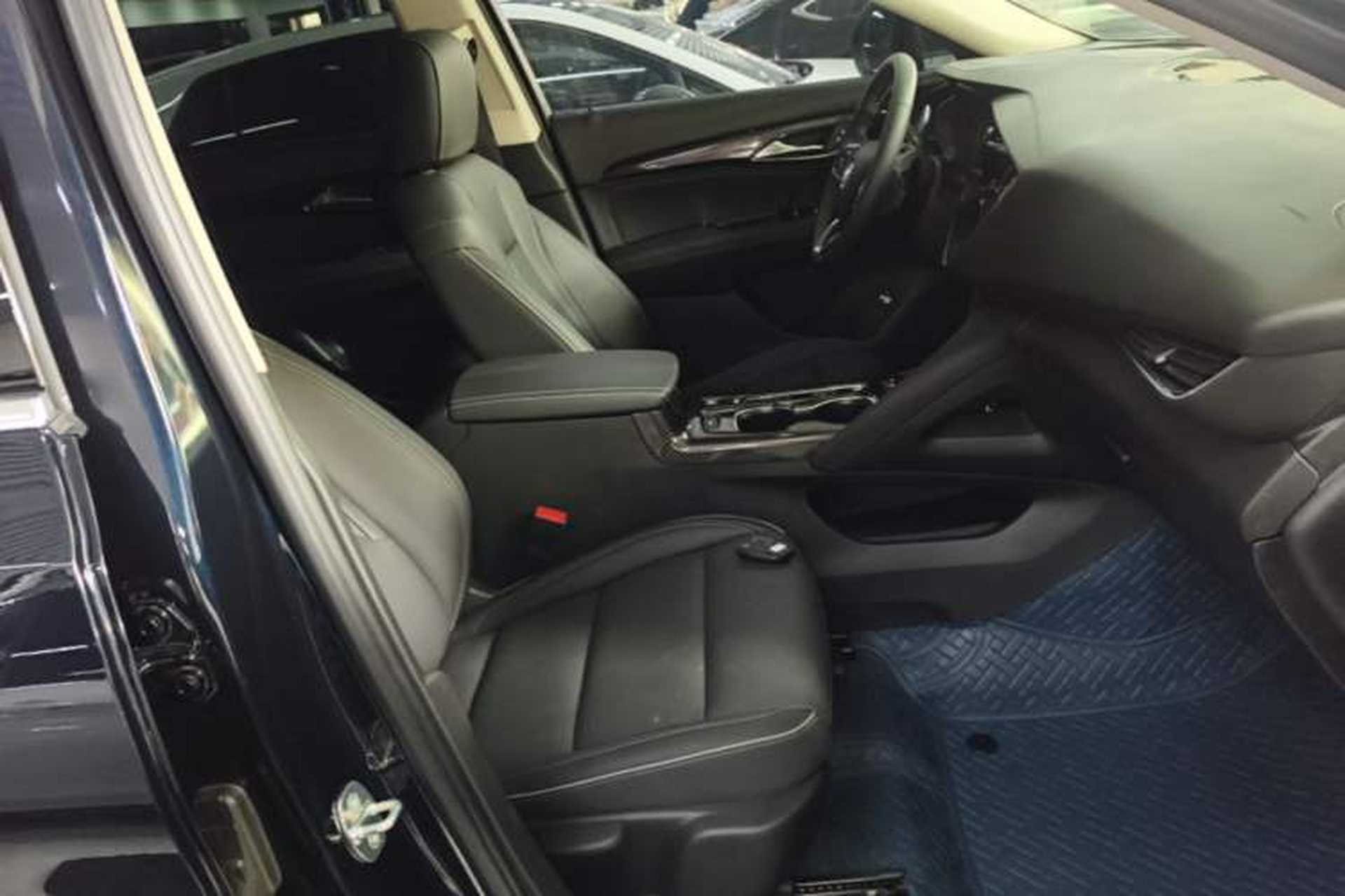 Used Buick Envision 2022 Encore Plus 652T Five-Seat Luxury Model Right Front Seat